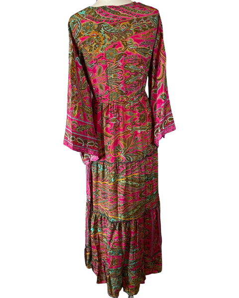 Silk Maxi dress with bell sleeves and buttons (Fuchsia)